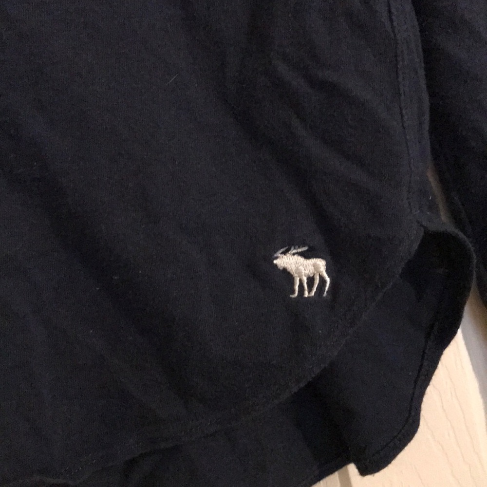 Sweater - Picture 3 of 4